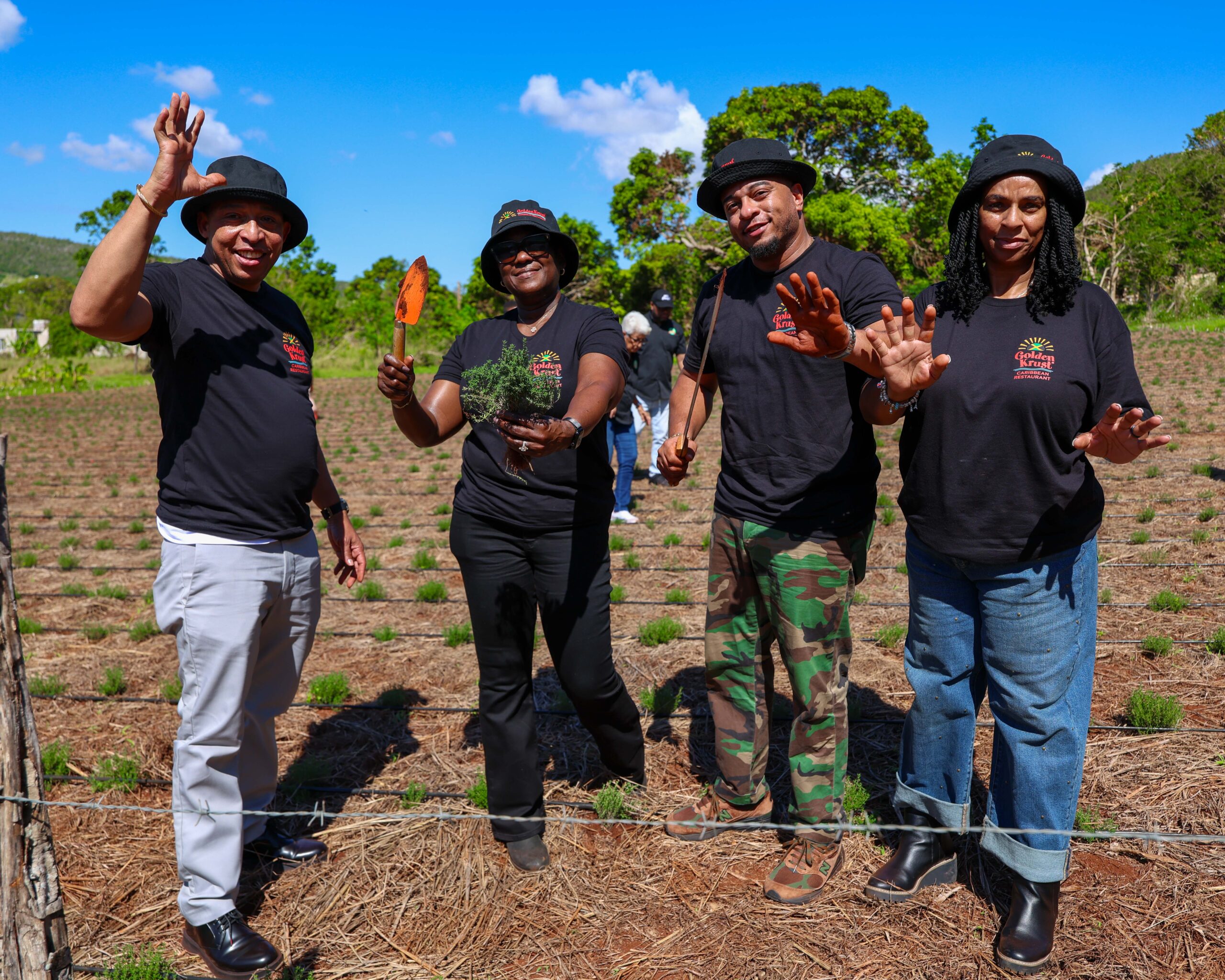 Jamaican Farmers Receive GK Support